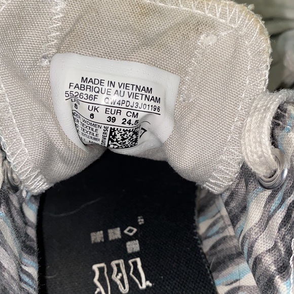 Women’s Converse Double Tongue Size 8 - Picture 13 of 14